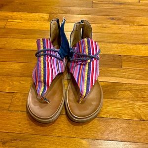 Very G Serape pattern sandals
